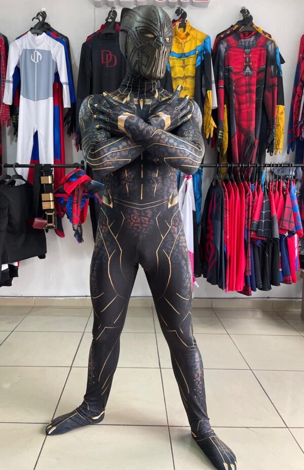 Traje y casco de Killmonger - Imagen 2