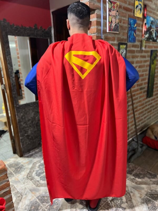Traje Superman 2025 - Imagen 2