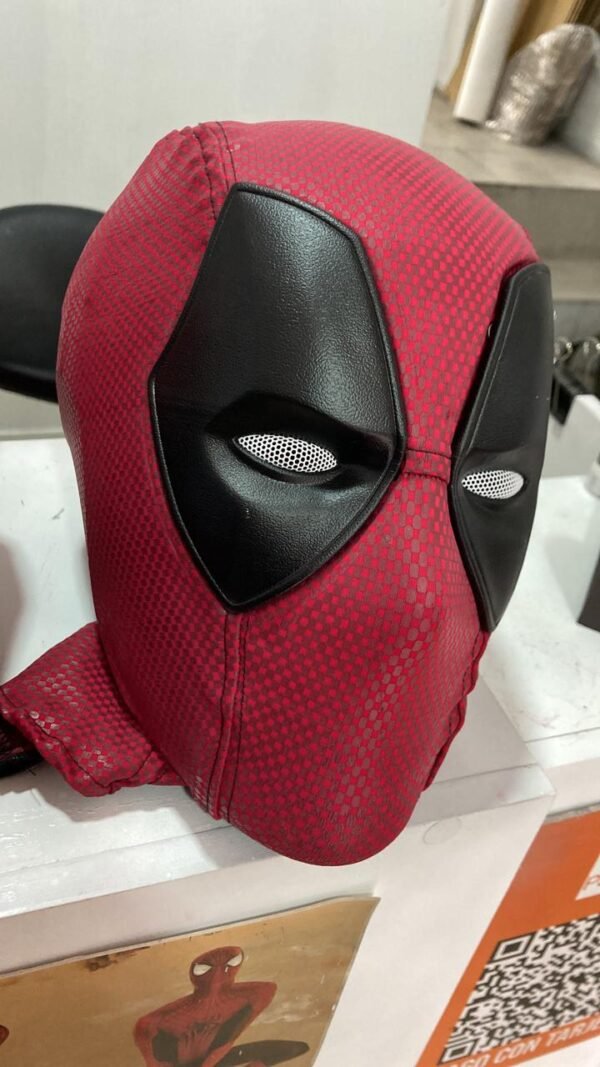 Faceshell premium Deadpool - Imagen 2